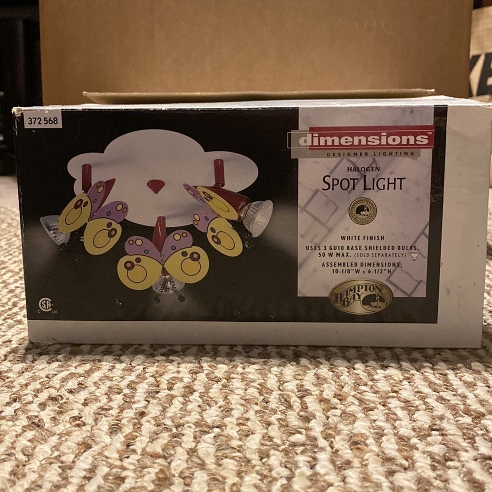 HAMPTON Bay Butterfly Halogen Ceiling Light